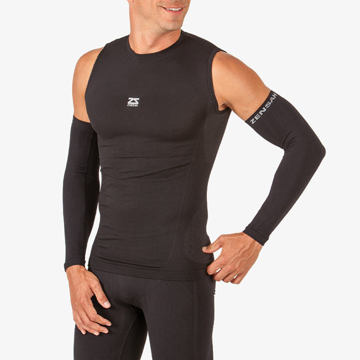 CompressionZ Men's Short Sleeve Compression Shirt - Athletic Base Layer :  : Clothing, Shoes & Accessories