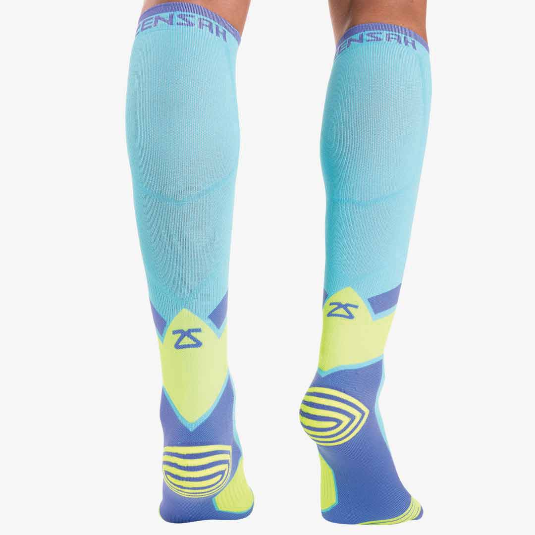 Buy 2XU Men Hyoptik Compression Socks online from GRIT+TONIC in UAE