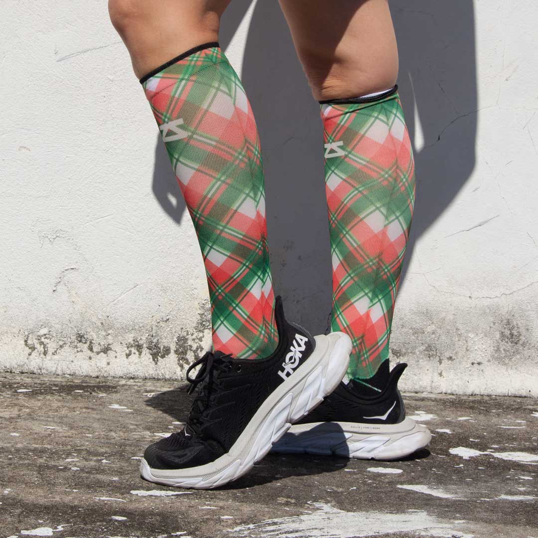 Xmas Plaid Compression Socks (Knee-High)Socks - Zensah