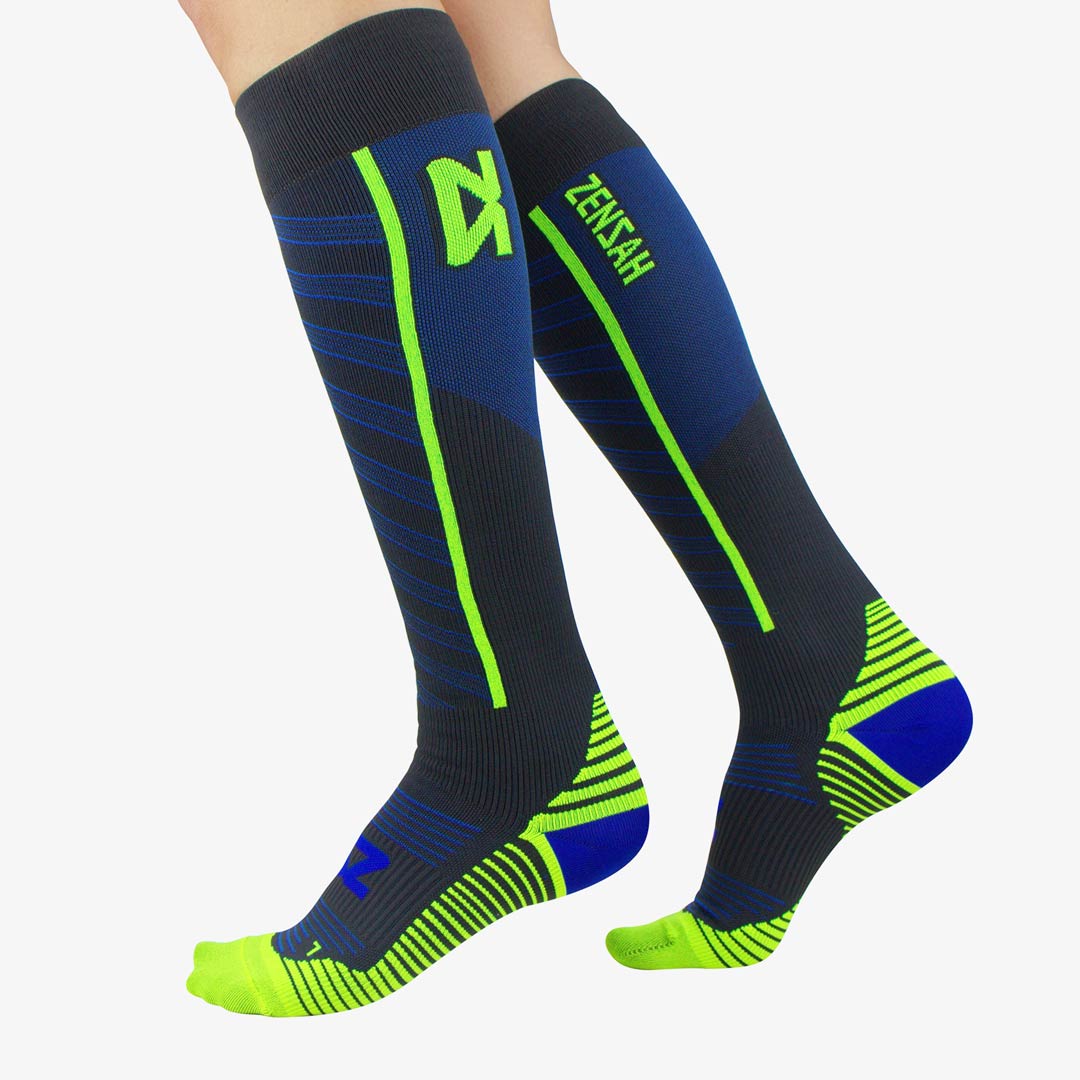  CEP Reflective Socks, Green, Men V : Sports & Outdoors