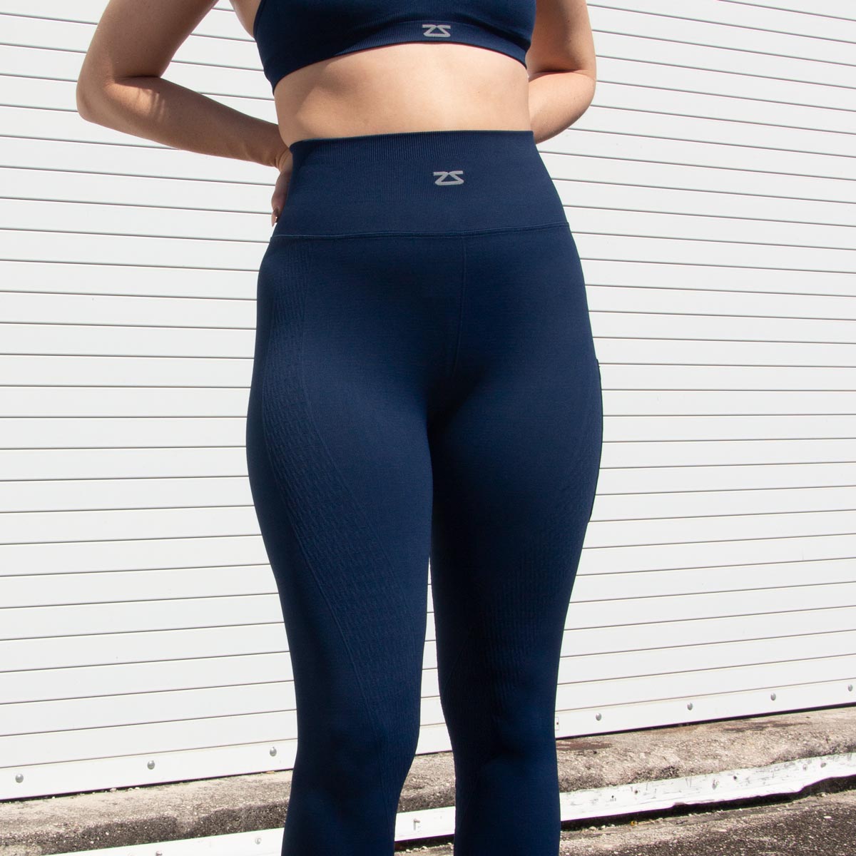 Mid-Rise 7/8 Length Seamless Triumph Legging  Outfits with leggings,  Workout clothes, Yoga clothes